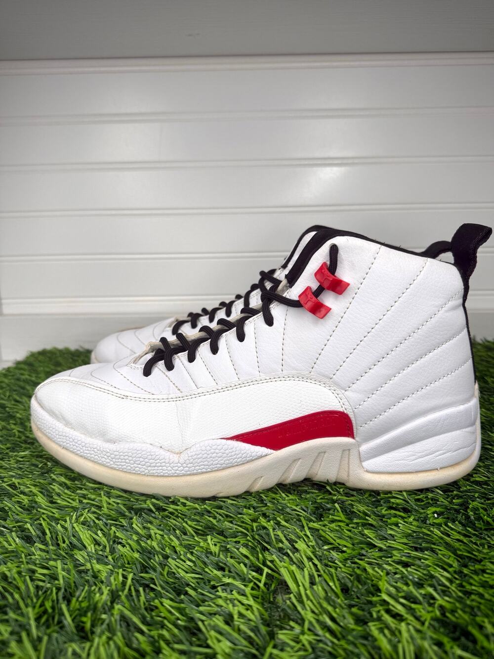 Nike Air Jordan 12 Retro Twist White Red Black Men’s Size 10 CT8013-106